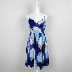 Banana Republic Blue Floral Size 2 Pleated Sleeveless Faux Wrap Dress